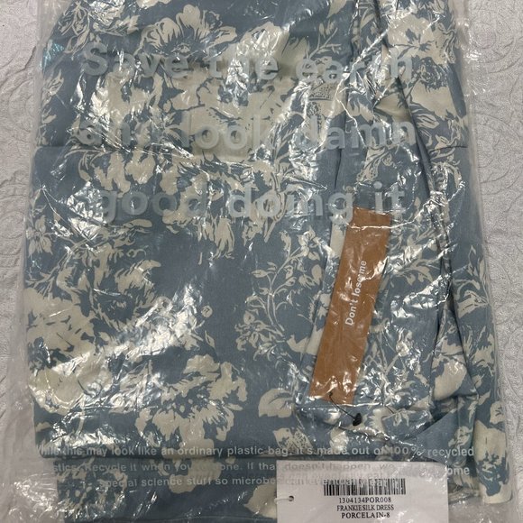 Reformation Frankie Silk Dress in Porcelain - Picture 11 of 15